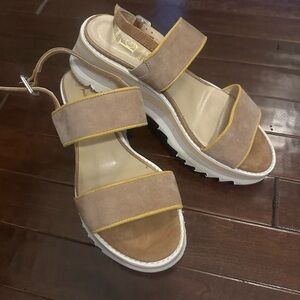 Luca Grossi Beige Sandals with Yellow Trim